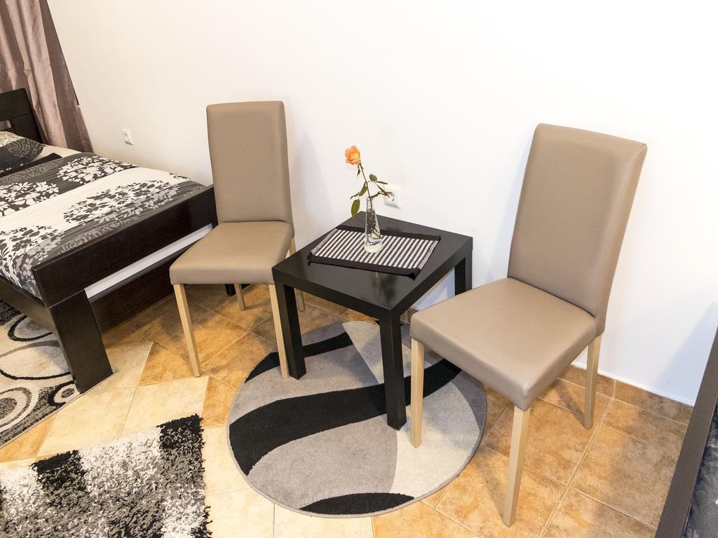 Apart Hotel Kalonis スコピエ 部屋 写真