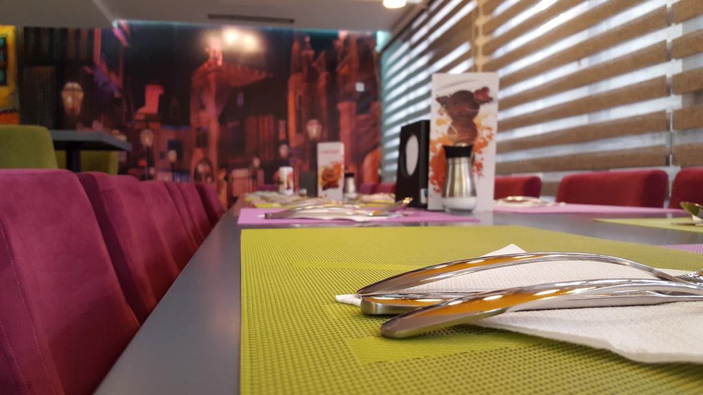 Apart Hotel Kalonis スコピエ エクステリア 写真