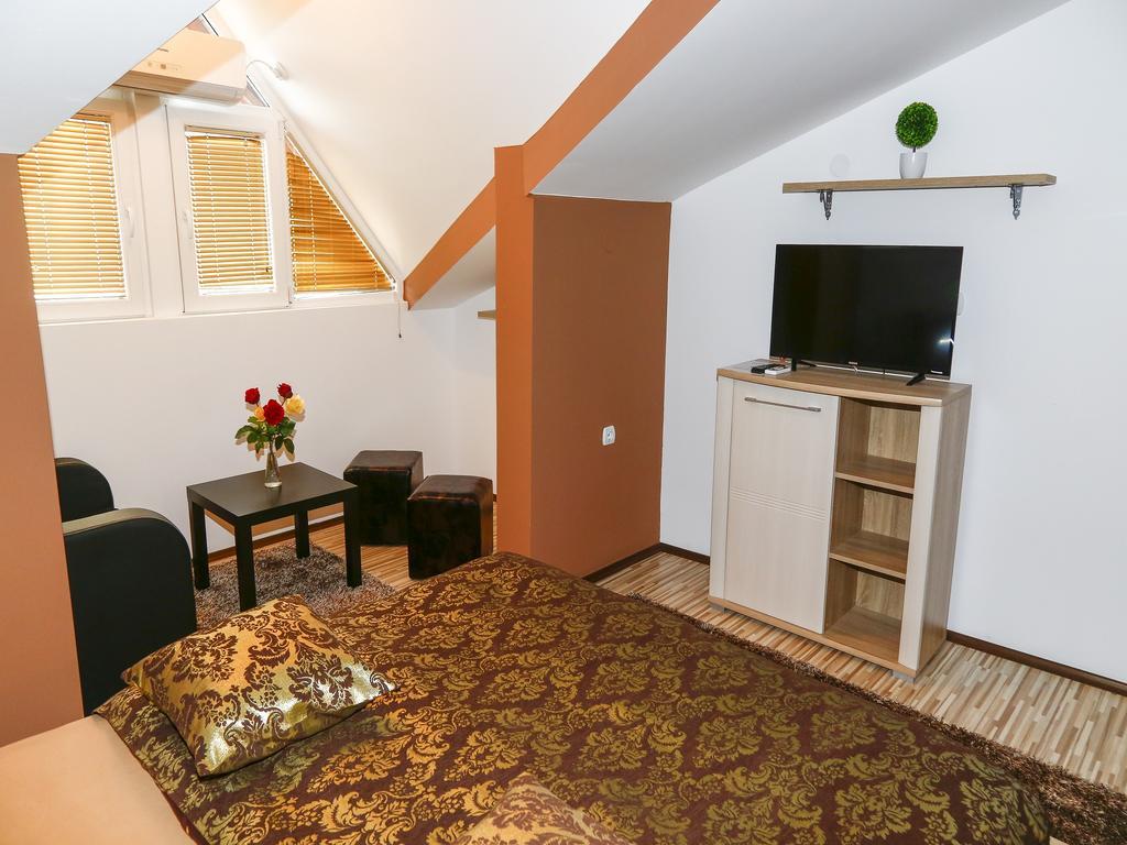 Apart Hotel Kalonis スコピエ 部屋 写真